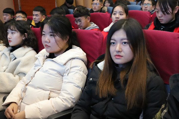 IMG_4176.jpg IMG_4176.jpg